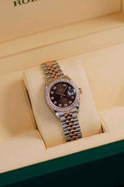  Rolex Date Just Size 28 Rose Gold Diamond 