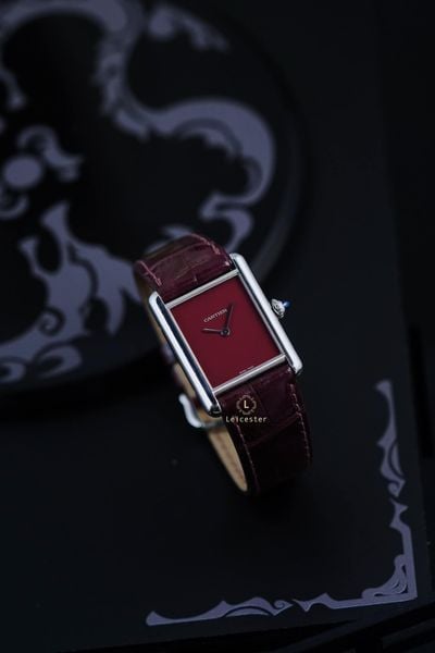  Cartier Tank Must – Claret Lacquer Dial 