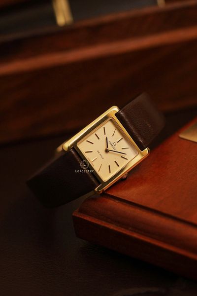  OMEGA Tank Ref 511.0404 