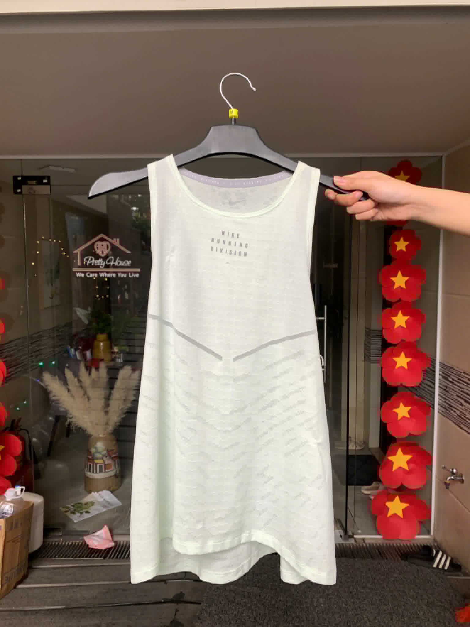 Áo ba lỗ nữ Nike Dri-FIT