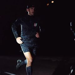 Bó Calf Chạy Bộ CompresSport R2 Oxygen Đen