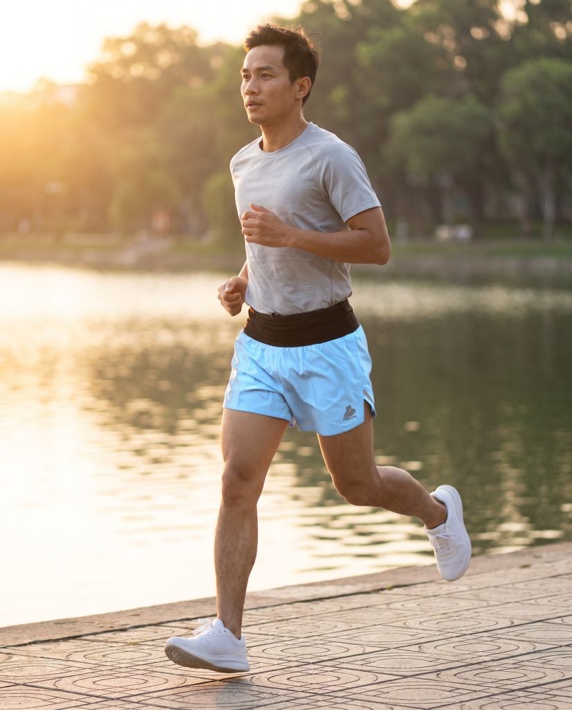 Quần chạy bộ 2 lớp Run For Happiness