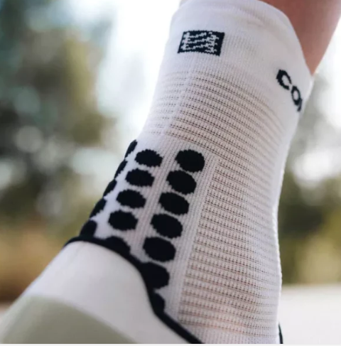 Tất Chạy Bộ Compressport Pro Racing Socks v4.0 Run High