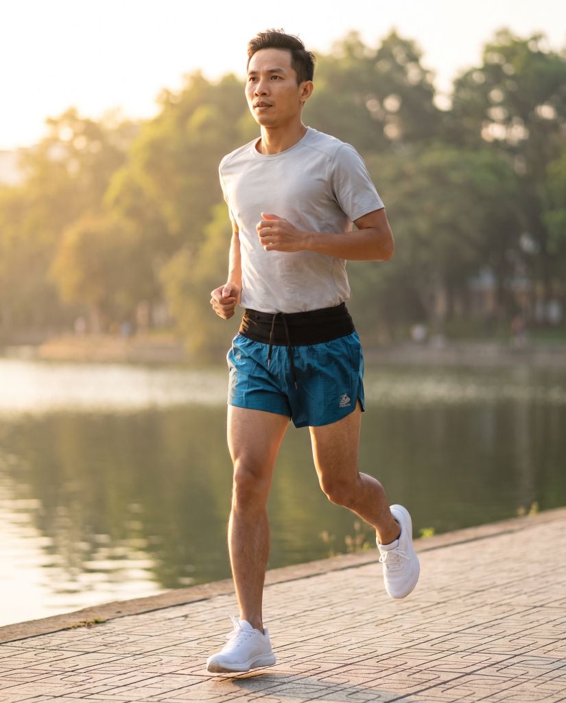 Quần chạy bộ 2 lớp Run For Happiness