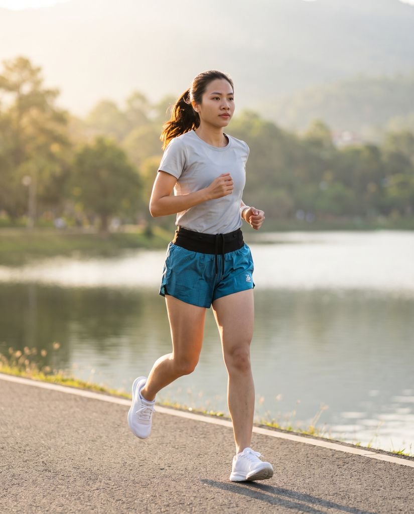 Quần chạy bộ 2 lớp Run For Happiness