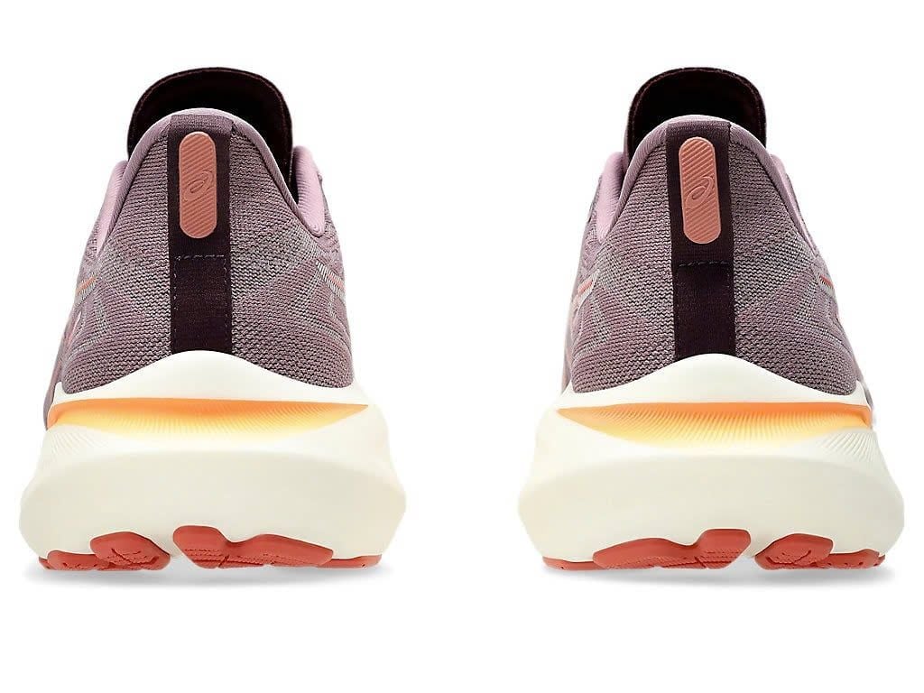 Giày chạy bộ nữ Asics GT-2000 13