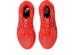 Giày chạy bộ nam Asics Novablast 5