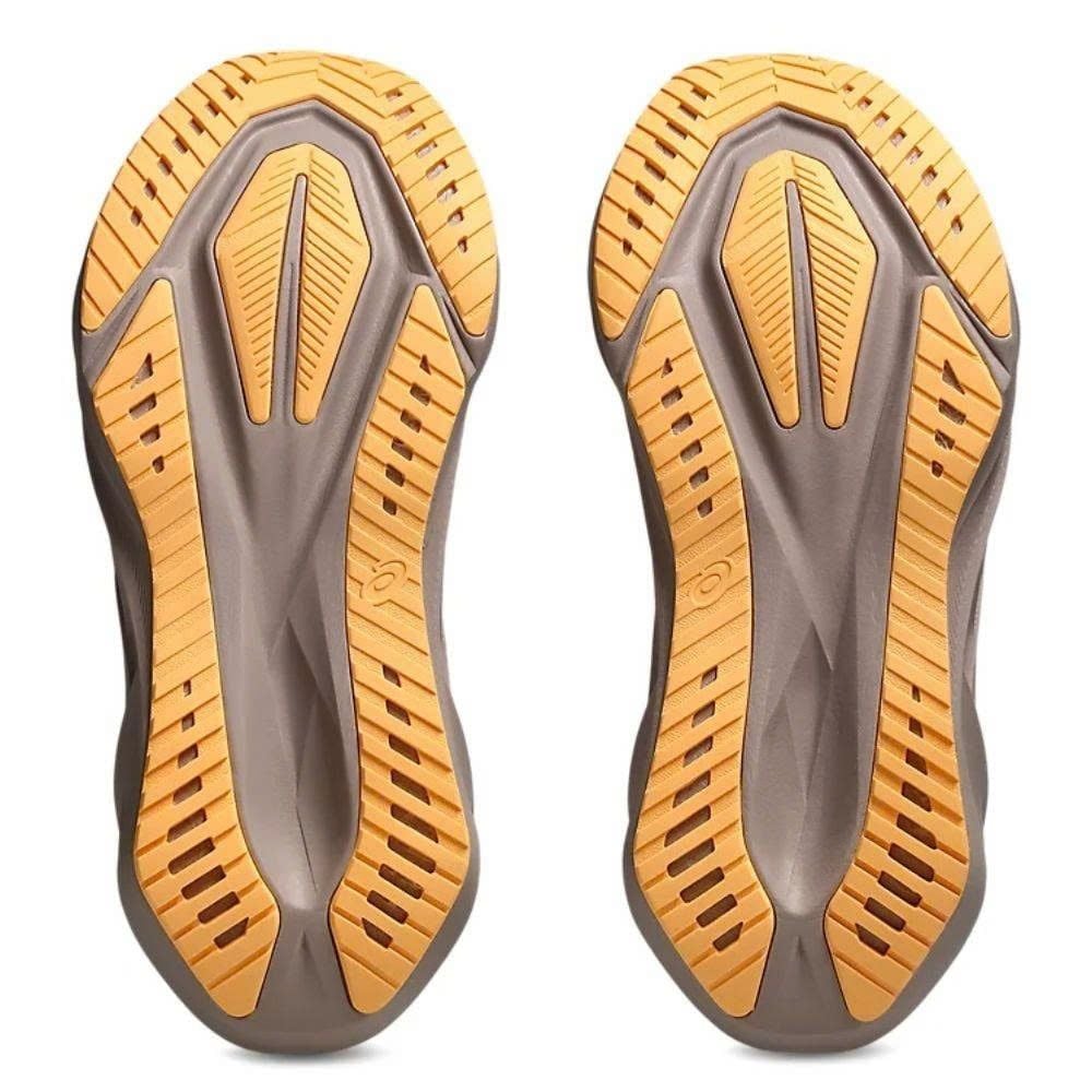 Giày chạy bộ nữ Asics Novablast 5