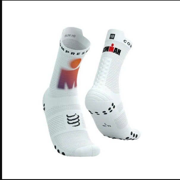 Tất chạy bộ Compressport Pro Racing Socks v4.0 Run High 360 IRONMAN