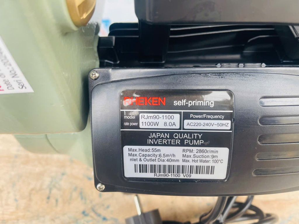 Máy bơm nước chân không RHEKEN JLM90 - 1100 (1100w)