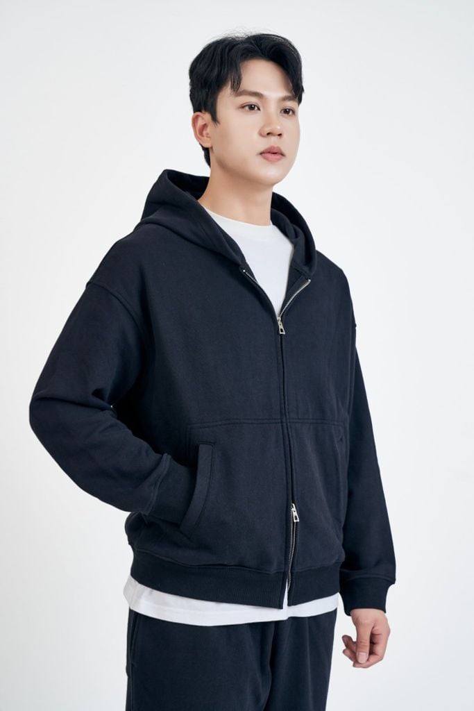 Bộ Nỉ Dài Tay GENEROS MF060125001 Màu Đen