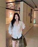  Áo sơ mi cổ trụ V form rộng 6812 