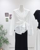  Áo sơ mi cổ xéo cột dây 8008 