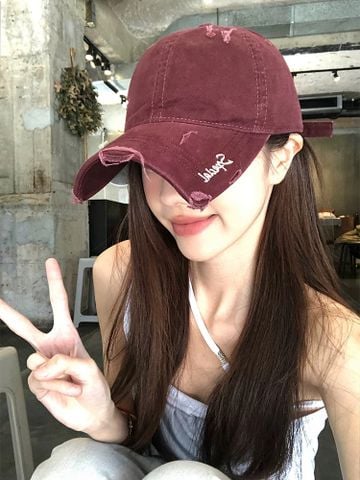  Nón kết rách thêu chữ Special 