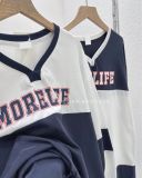  Áo hoodie cổ tim MORELIFE 6891 