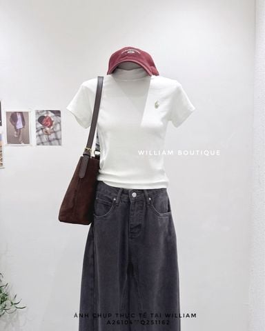  Áo thun tay ngắn cổ cao đính ngựa 1871 