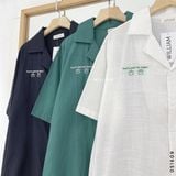  Áo SM cổ bẻ thêu chữ 