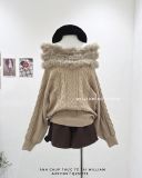  Áo len trễ vai viền lông 0189 