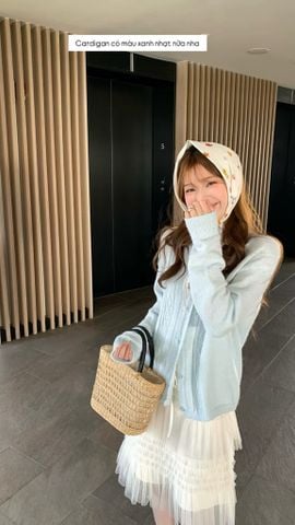  Áo khoác cardigan len hoạ tiết ren 63061 
