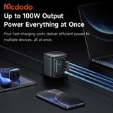  Củ Sạc Nhanh Để Bàn MCDODO FreeGo Pro CH-139 100W (2*Type-C + 1*USB-A port + 100cm Type-C Built-in cable, Smart Digital Display) 