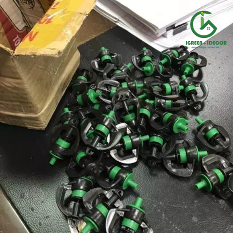 Béc tưới rau BB909Đ-VAN đuôi 6 ly IGreen