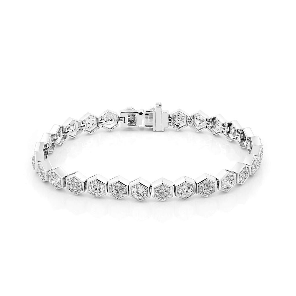 Lắc tay vàng trắng 14K gắn kim cương DOJI AFBB900631F2ML1 