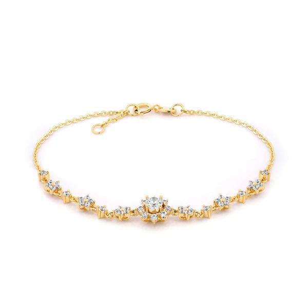 Lắc tay vàng vàng 18K gắn đá CZ DOJI AFBM200545D1CZ1