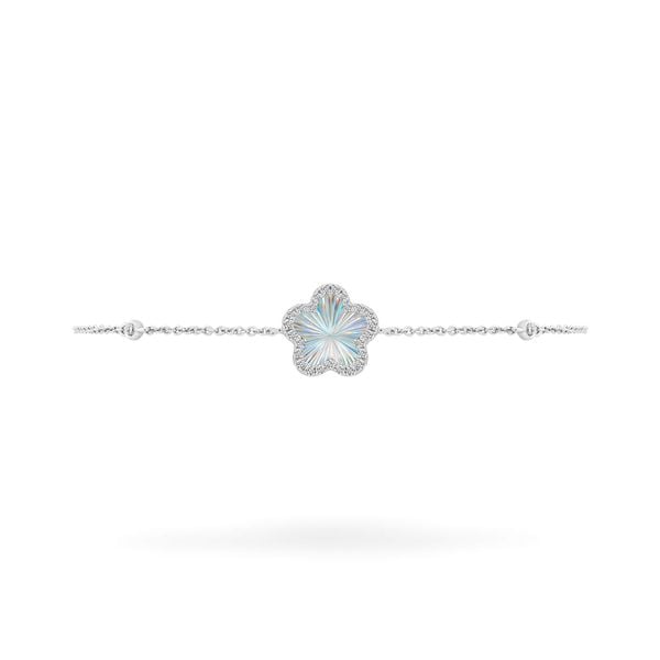 Lắc tay vàng trắng 14K gắn kim cương DOJI AFBR400233F2DA1