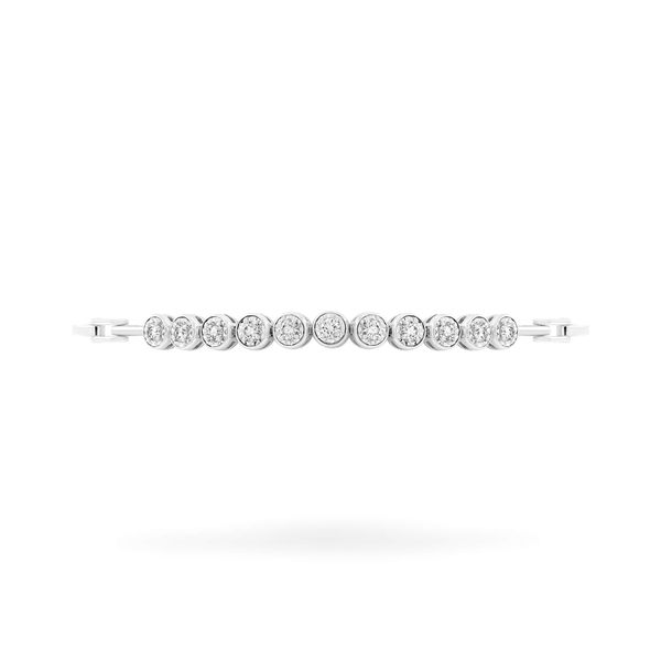 Lắc tay vàng trắng 14K gắn kim cương DOJI AFBR600115F2DA1