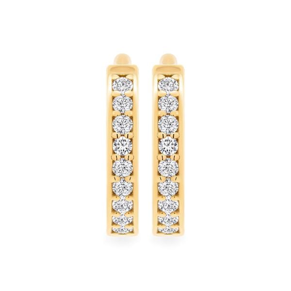 Hoa tai vàng vàng 18K gắn đá CZ DOJI AFEM001098D1CZ1
