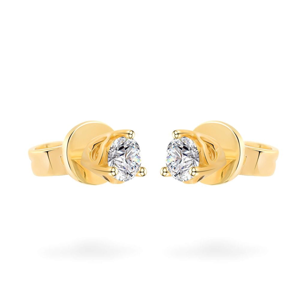 Hoa tai vàng vàng 18K gắn đá CZ DOJI AFEM200531D1CZ1 