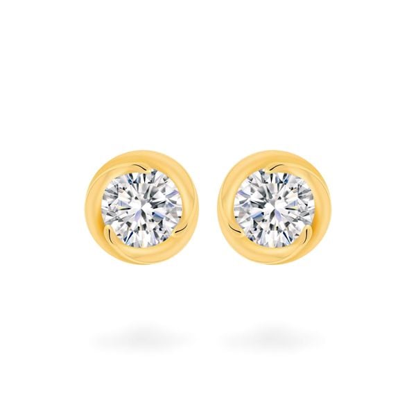 Hoa tai vàng vàng 18K gắn đá CZ DOJI AFEM300120D1CZ1