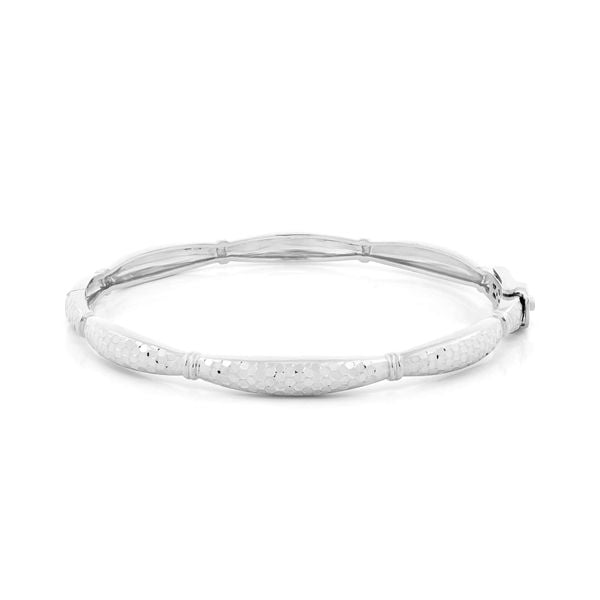 Vòng tay vàng trắng 18K DOJI AFGM910241D2KK1