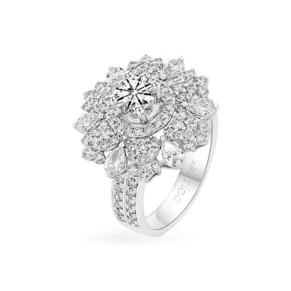 Nhẫn vàng trắng 18K gắn kim cương DOJI AFRB402498D2HA1