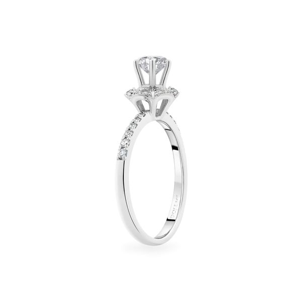 Nhẫn đính hôn vàng trắng 14K gắn kim cương DOJI AFRE000008F2HA1