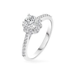 Nhẫn vàng trắng 14K gắn đá CZ DOJI AFRJ900500F2CZ1