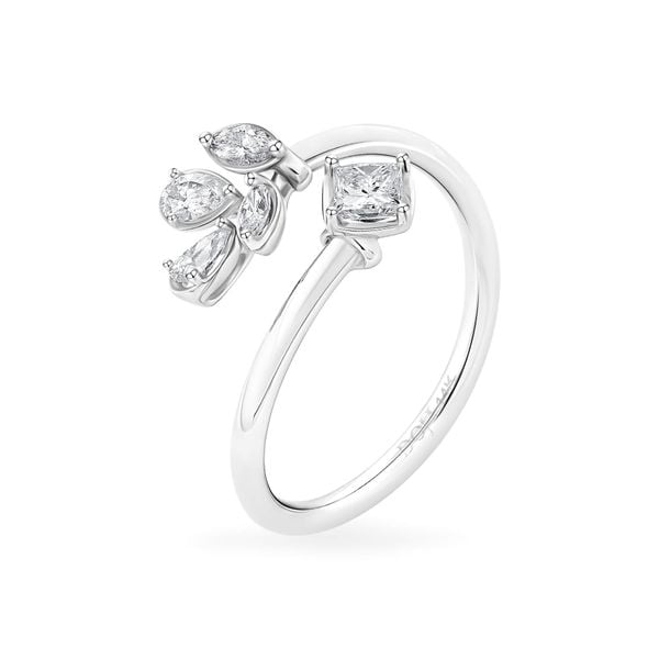 Nhẫn vàng trắng 14K gắn kim cương DOJI AFRR000614F2DA1