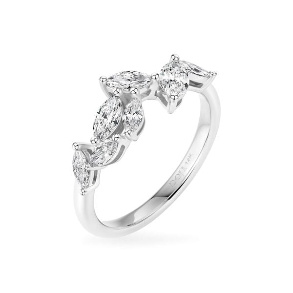 Nhẫn vàng trắng 14K gắn kim cương DOJI AFRR400215F2DA1