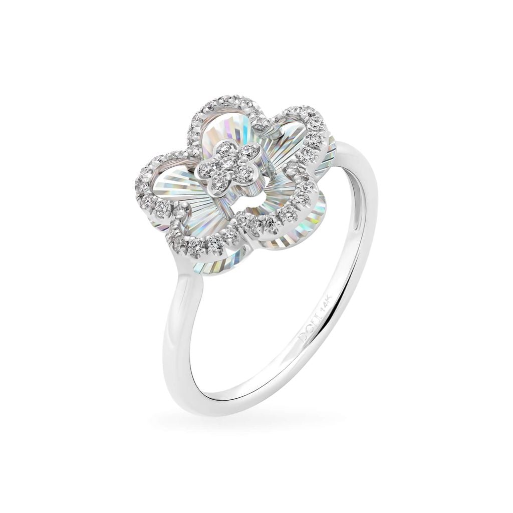 Nhẫn vàng trắng 14K gắn kim cương DOJI AFRR400234F2DA1 