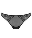  Quần lót Elle lọt khe 