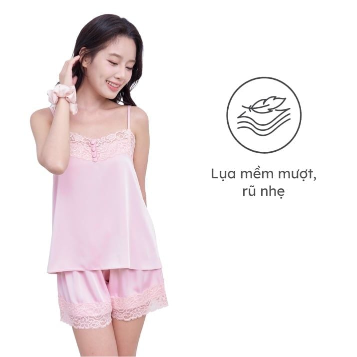  Bộ đồ ngủ nữ ELLE LD2604 hai dây quần short phối ren 