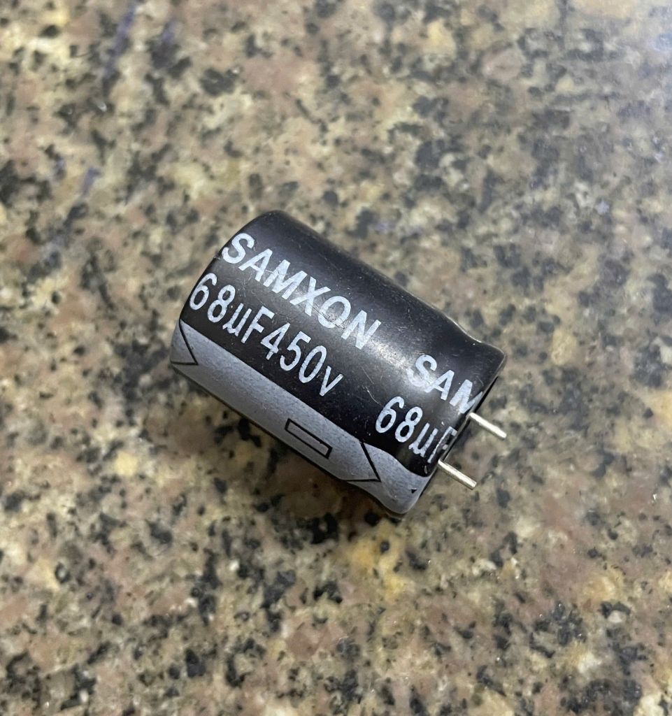 Tụ 68uF-450V SAMXON 18X25 tồn kho