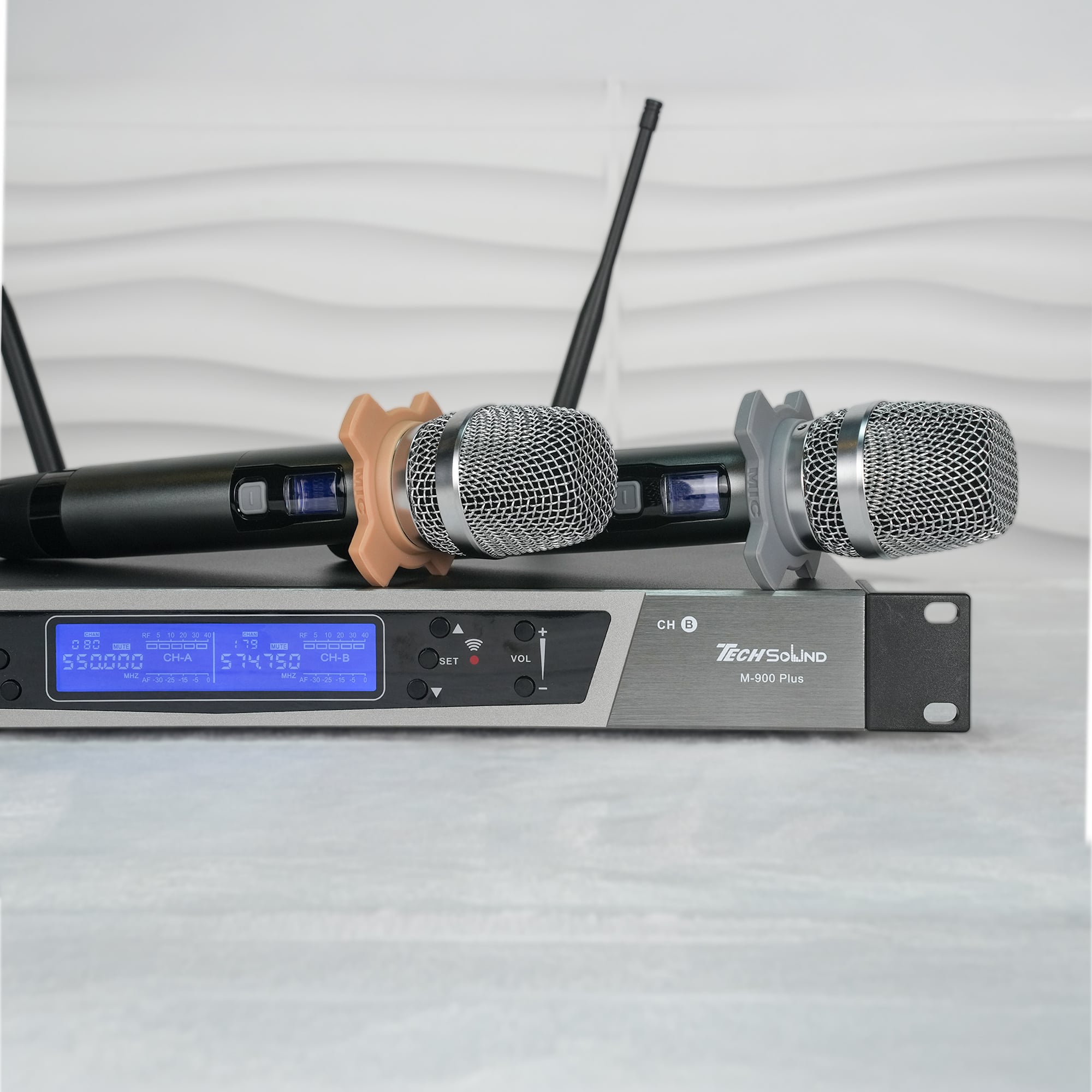 Micro không dây cao cấp M900 Plus