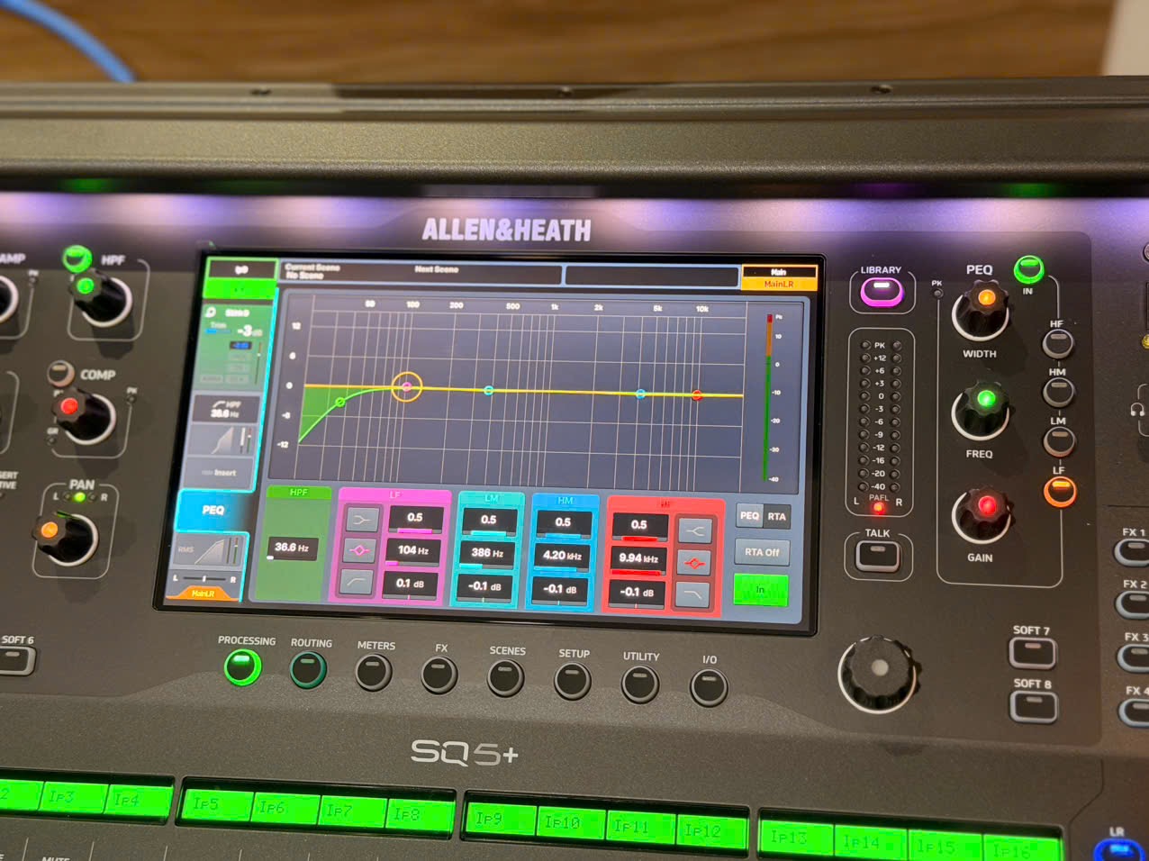 Bàn Mixer Allen & Heath SQ5+