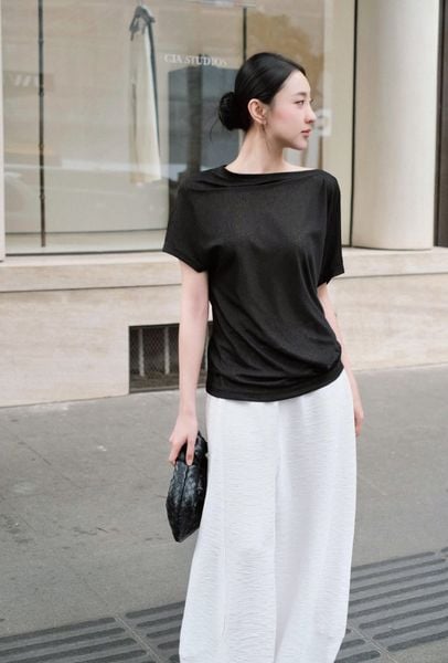  Airy Draped Top 
