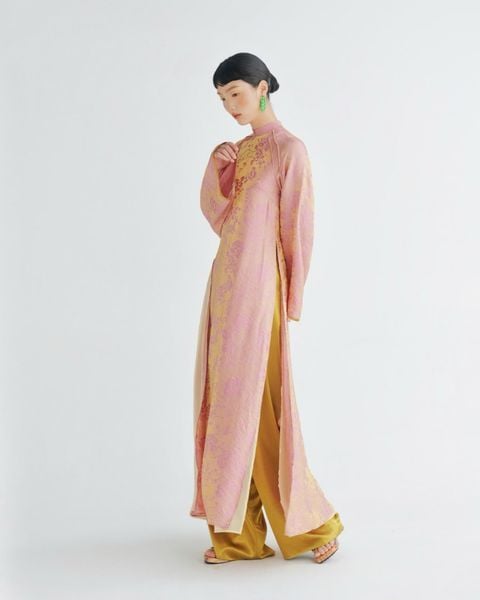  Áo dài Uyên Xuân 