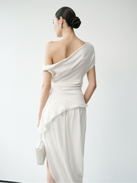 Asymmetric One-shoulder Top 