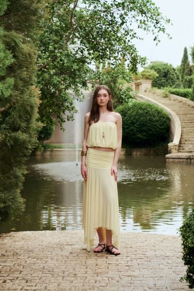 Yellow Flouncy Skirt 