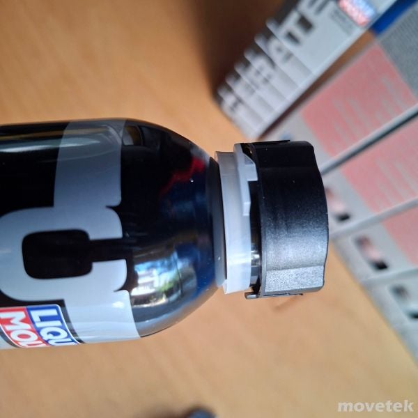 Phụ gia chống mài mòn - bảo vệ động cơ Liqui Moly Ceratec 3721 300ml