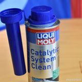 Vệ sinh bầu lọc khí thải bằng đường nhiên liệu Liqui Moly catalytic clean 300ml